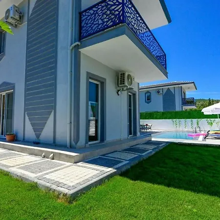 For Families In Nature Villa *